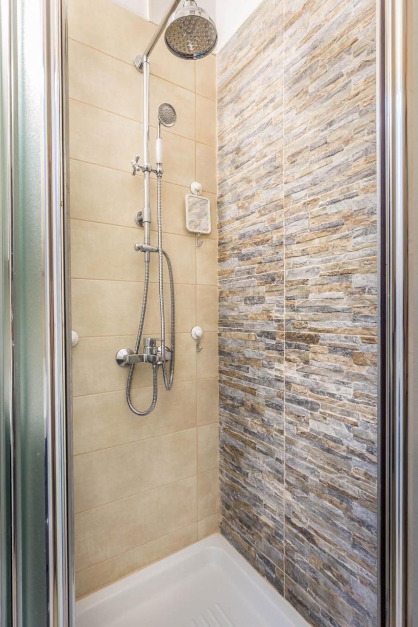 Adorable Flat For 4 Ppl In Kolonaki Apartamento Atenas Exterior foto